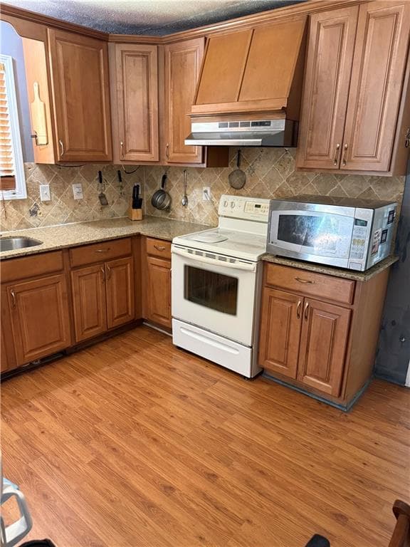 3 bedroom, 2 bathroom, 1,221 sq ft single family residence for sale at 6490 Cedar Hurst Trail, Atlanta, GA 30349 — photo 6