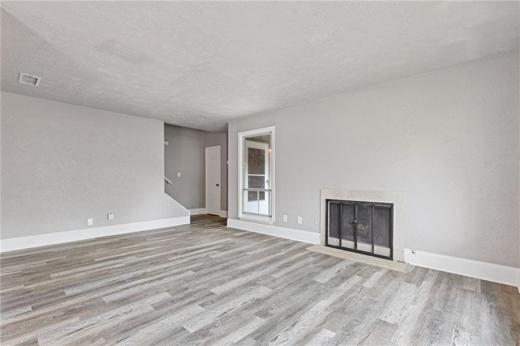 2 bedroom, 3 bathroom, 1,374 sq ft condominium for sale at 844 Manning Villas Court, Marietta, GA 30064 — photo 8