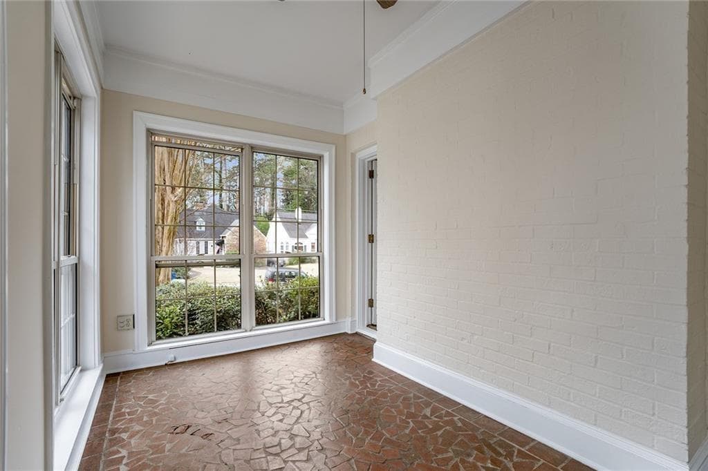 4 bedroom, 2 bathroom, 2,500 sq ft single family residence for rent at 2918 N Hills Drive, Atlanta, GA 30305 for $5,500 a month — photo 10