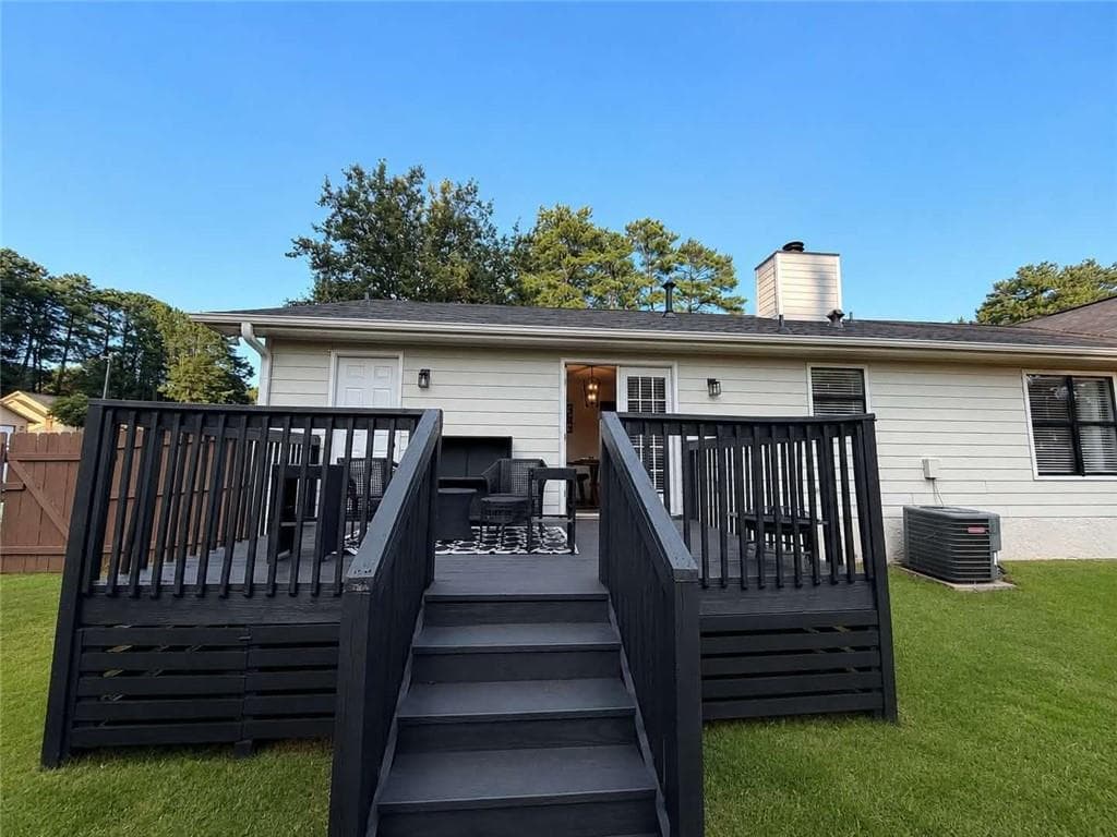 3 bedroom, 2 bathroom, 1,824 sq ft single family residence under contract at 808 Darlington Drive, Jonesboro, GA 30238 — photo 5