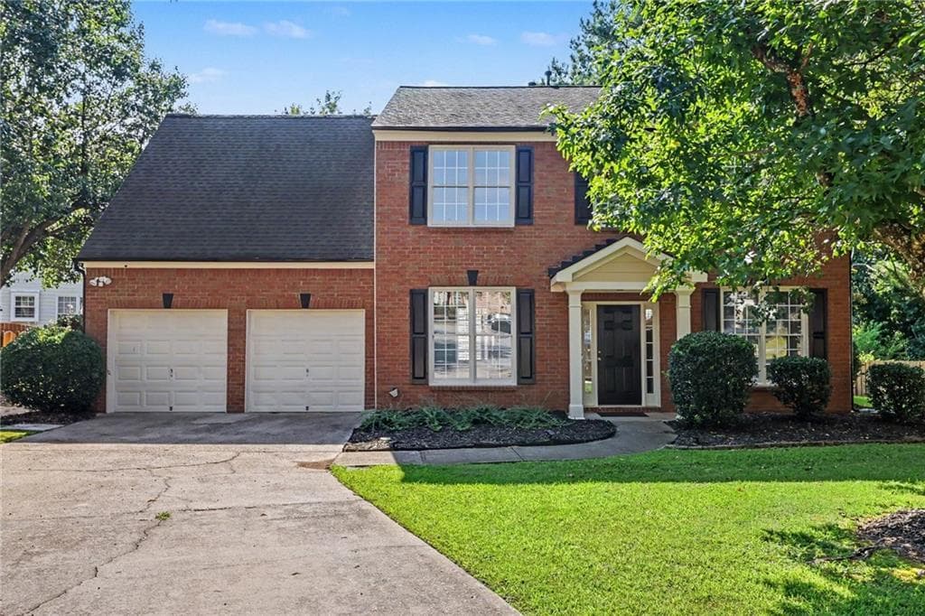 3 bedroom, 3 bathroom, 2,379 sq ft single family residence for sale at 3060 Winston Terrace Court, Alpharetta, GA 30009 — photo 1 of 31