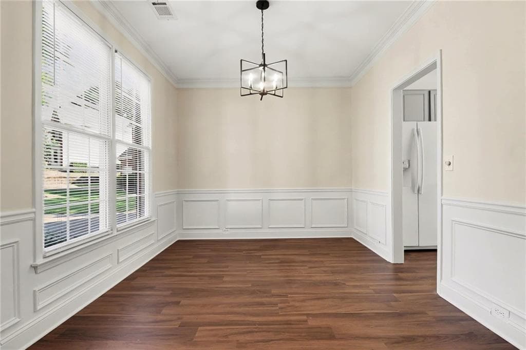 3 bedroom, 3 bathroom, 2,379 sq ft single family residence for sale at 3060 Winston Terrace Court, Alpharetta, GA 30009 — photo 7