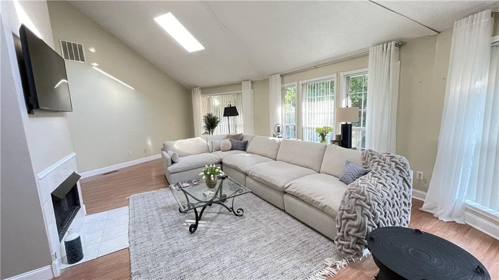 4 bedroom, 2 bathroom, 2,226 sq ft single family residence for sale at 4221 Riverlake Way, Snellville, GA 30039 — photo 9