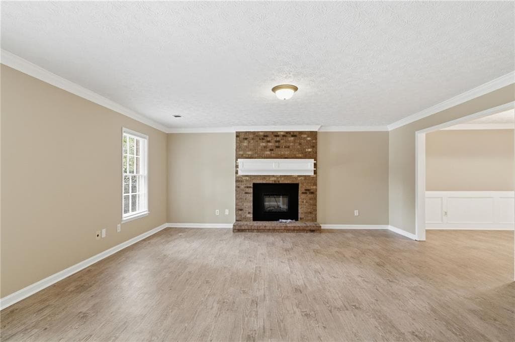 4 bedroom, 3 bathroom, 1,961 sq ft single family residence under contract at 2870 Spring Ridge Circle, Snellville, GA 30039 — photo 8