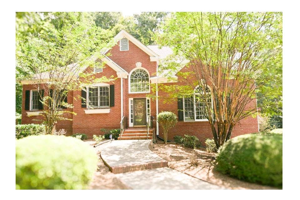 5 bedroom, 3 bathroom, 2,365 sq ft single family residence for rent at 3885 Waterford Drive, Suwanee, GA 30024 for $3,300 a month — photo 1 of 45