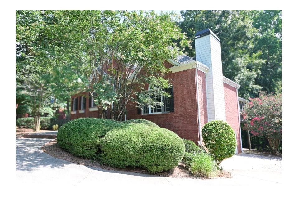 5 bedroom, 3 bathroom, 2,365 sq ft single family residence for rent at 3885 Waterford Drive, Suwanee, GA 30024 for $3,300 a month — photo 4