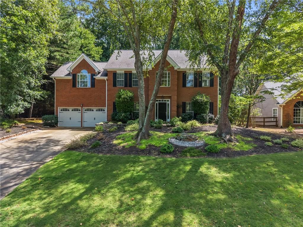 4 bedroom, 3 bathroom, 3,052 sq ft single family residence for sale at 12225 Greenmont Walk, Alpharetta, GA 30009 — photo 3