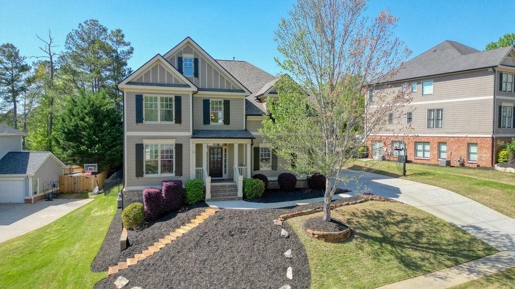 5 bedroom, 4 bathroom, 3,552 sq ft single family residence for sale at 302 Grant Court, Canton, GA 30114 — photo 3