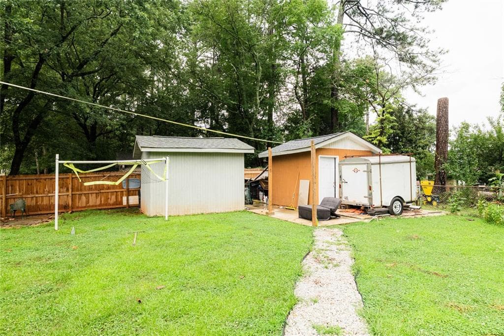 3 bedroom, 1 bathroom, 1,649 sq ft single family residence for sale at 363 Harmony Grove Road, Lilburn, GA 30047 — photo 6