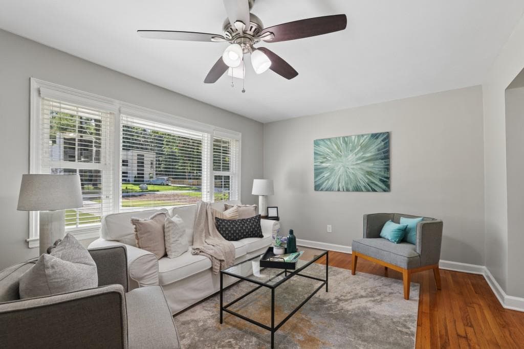 4 bedroom, 3 bathroom, 2,000 sq ft single family residence for sale at 2900 Hollywood Drive, Decatur, GA 30033 — photo 10