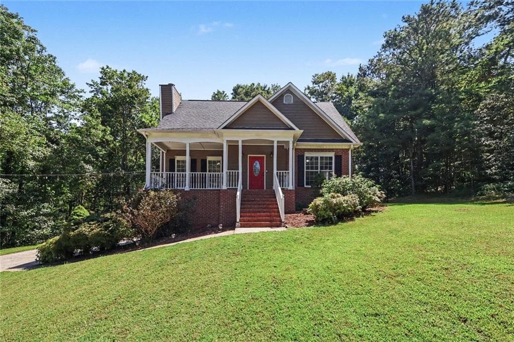 4 bedroom, 3 bathroom, 2,494 sq ft single family residence for sale at 5142 Spring Glen Court, Douglasville, GA 30135