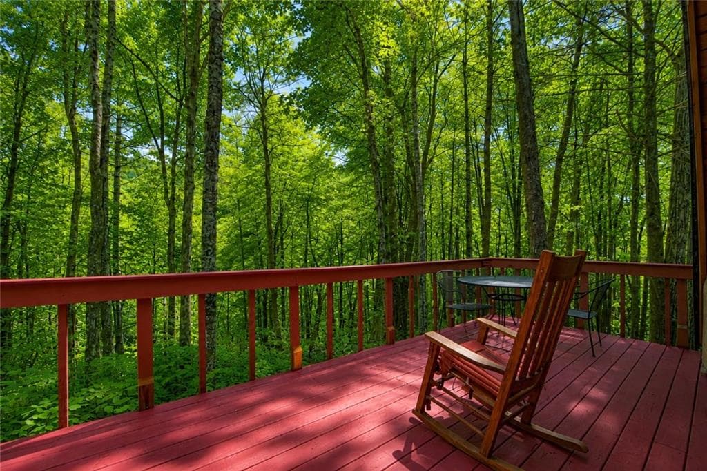 1 bedroom, 1 bathroom, 880 sq ft single family residence under contract at 11296 Old Ccc Camp Road, Chatsworth, GA 30705 — photo 7