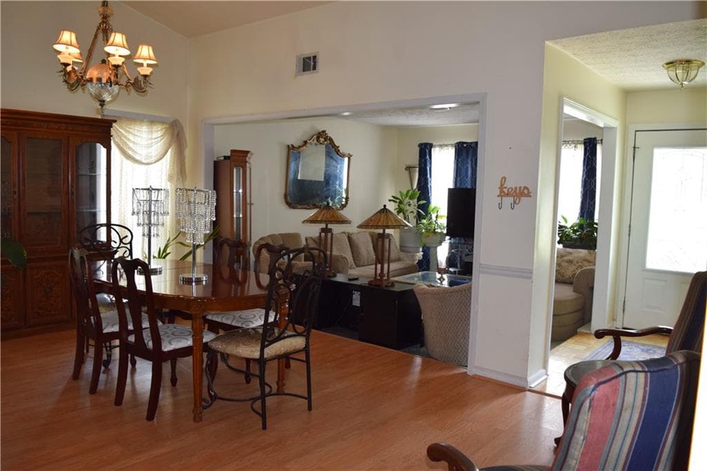 3 bedroom, 2 bathroom, 1,832 sq ft single family residence for sale at 8440 Cedar Creek Ridge, Riverdale, GA 30274 — photo 6