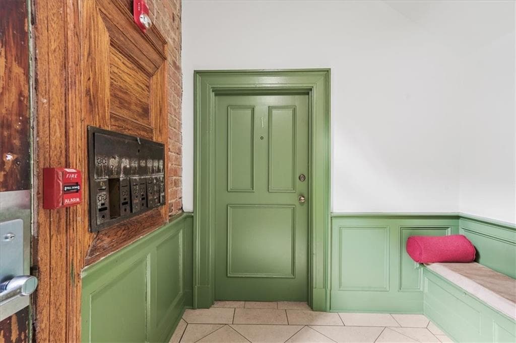 2 bedroom, 2 bathroom, 1,284 sq ft condominium under contract at 635 Myrtle Street 1, Atlanta, GA 30308 — photo 3