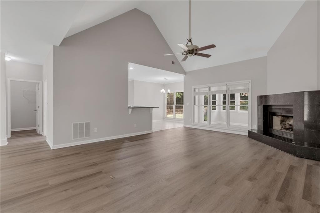 3 bedroom, 2 bathroom, 2,115 sq ft single family residence for sale at 122 Bent Creek Drive, Woodstock, GA 30189 — photo 8