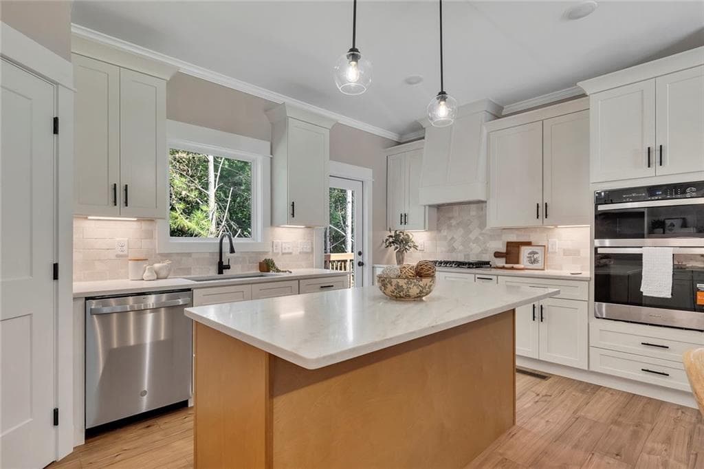 4 bedroom, 3 bathroom, 1,960 sq ft single family residence under contract at 161 Ambrose Drive, Jasper, GA 30143 — photo 10