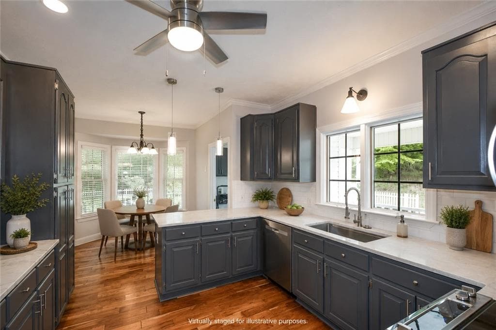 3 bedroom, 4 bathroom, 2,094 sq ft single family residence for sale at 3426 Clarks Bridge Road, Gainesville, GA 30506 — photo 4