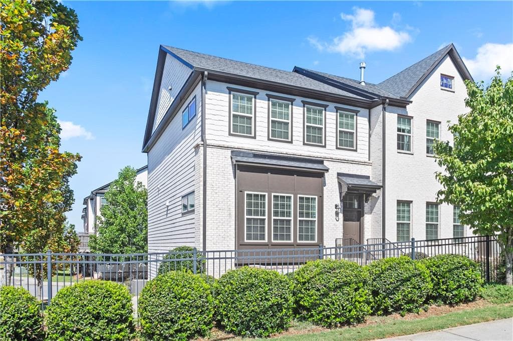 4 bedroom, 4 bathroom, 2,353 sq ft townhouse for sale at 4804 Highside Way, Smyrna, GA 30082 — photo 1 of 42