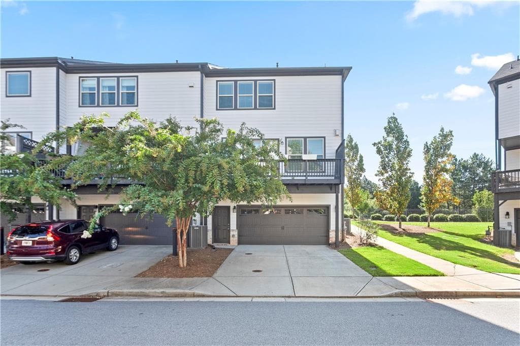 4 bedroom, 4 bathroom, 2,353 sq ft townhouse for sale at 4804 Highside Way, Smyrna, GA 30082 — photo 2