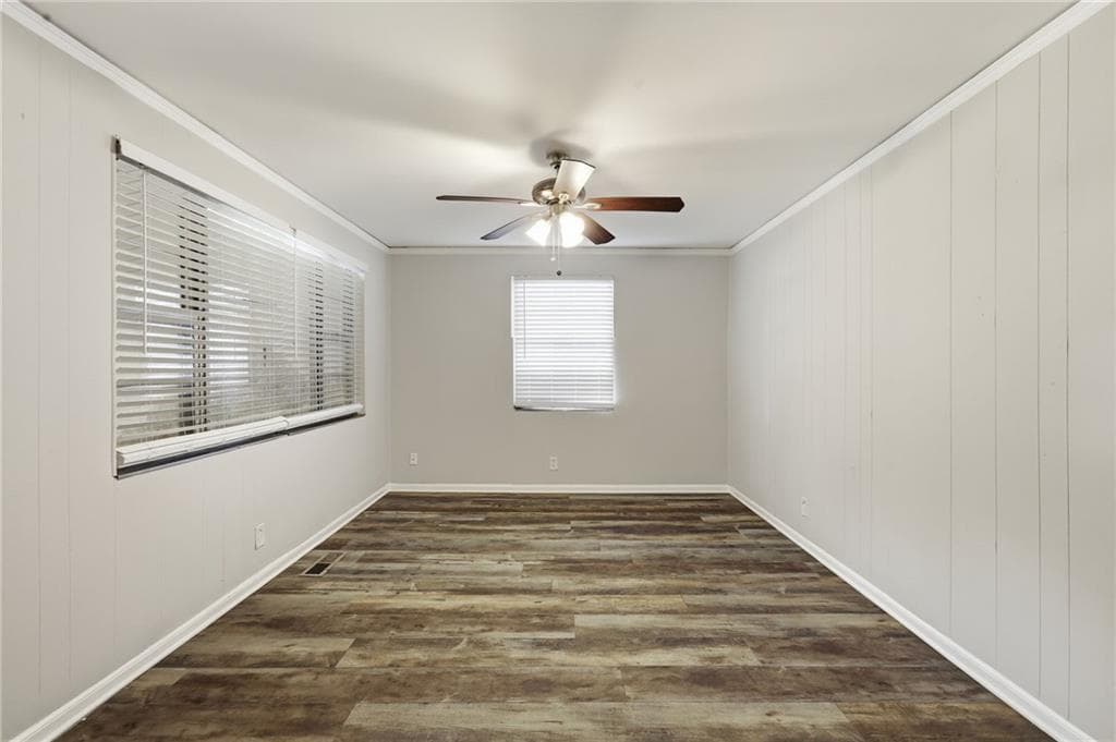 2 bedroom, 1 bathroom, 975 sq ft single family residence for sale at 2096 Dellwood Place, Decatur, GA 30032 — photo 8