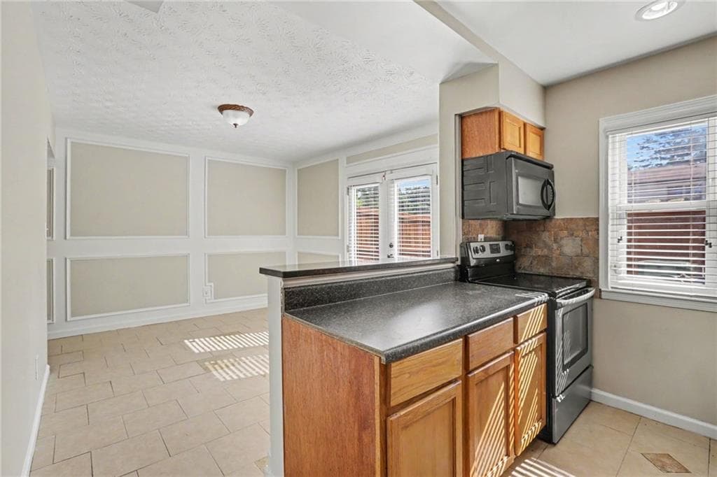 2 bedroom, 2 bathroom, 1,218 sq ft condominium for sale at 3162 Citrus Court, Decatur, GA 30034 — photo 8