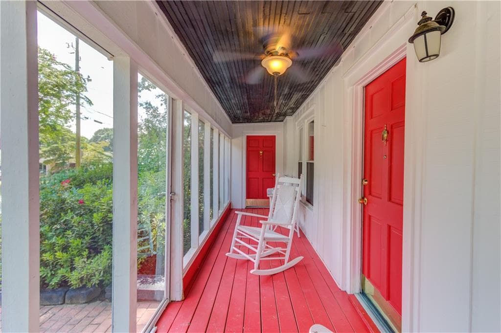 2 bedroom, 2 bathroom, 1,128 sq ft single family residence for sale at 220 New Street, Buford, GA 30518 — photo 6