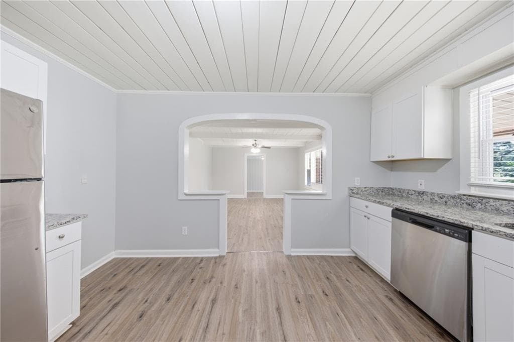 3 bedroom, 2 bathroom, 1,162 sq ft single family residence under contract at 3836 Garrett Road, Powder Springs, GA 30127 — photo 10