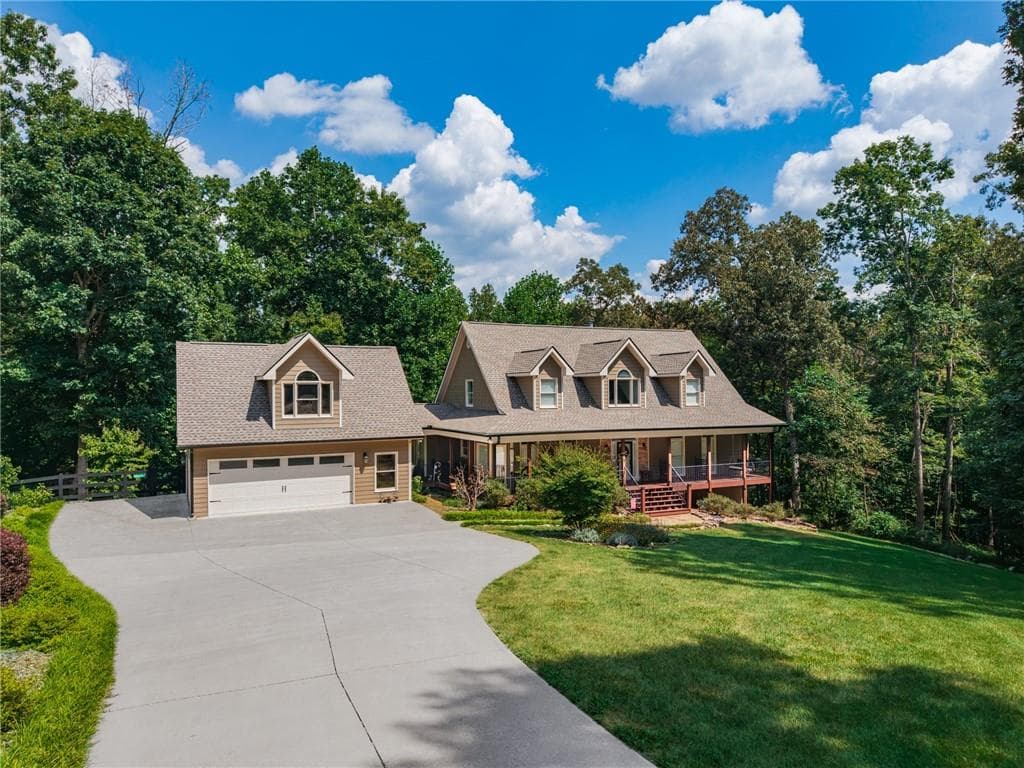 3 bedroom, 3 bathroom, 3,905 sq ft single family residence under contract at 575 Bessie Lane, Jasper, GA 30143