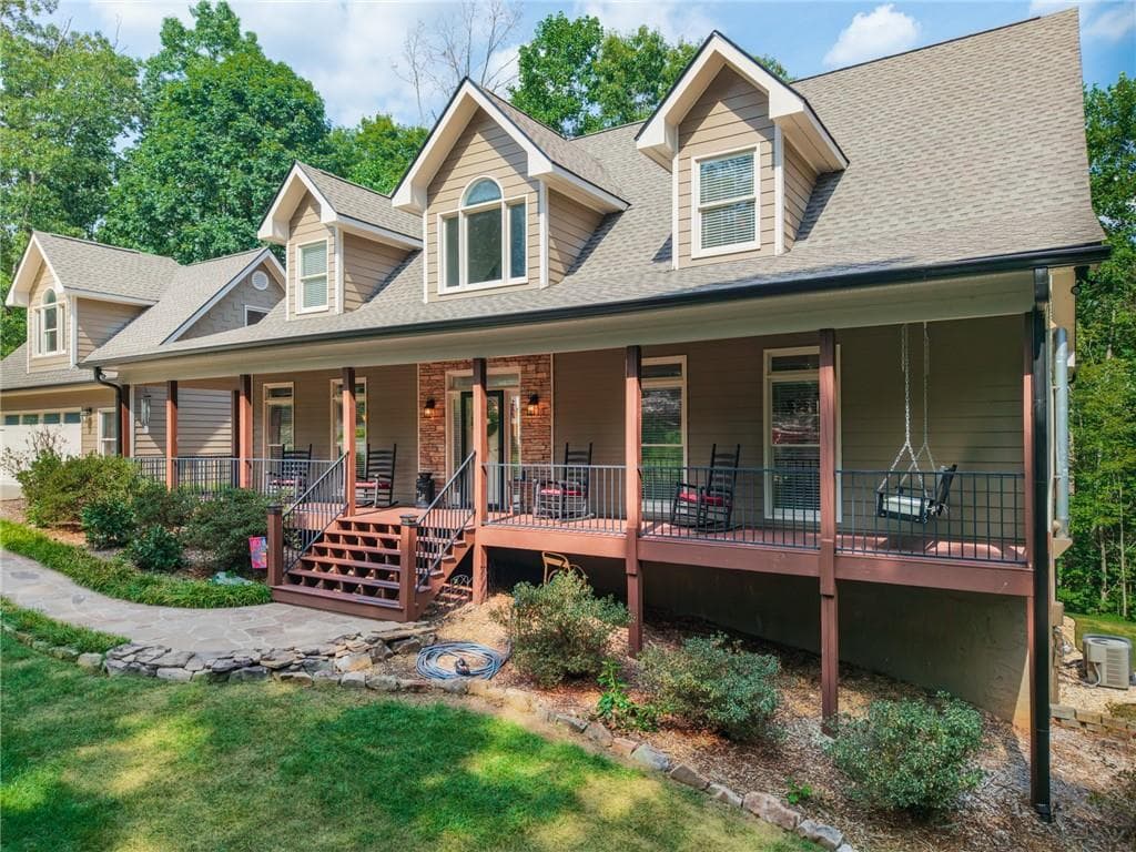 3 bedroom, 3 bathroom, 3,905 sq ft single family residence under contract at 575 Bessie Lane, Jasper, GA 30143 — photo 5