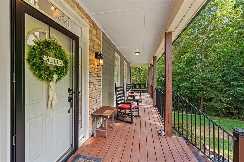 3 bedroom, 3 bathroom, 3,905 sq ft single family residence under contract at 575 Bessie Lane, Jasper, GA 30143 — photo 6