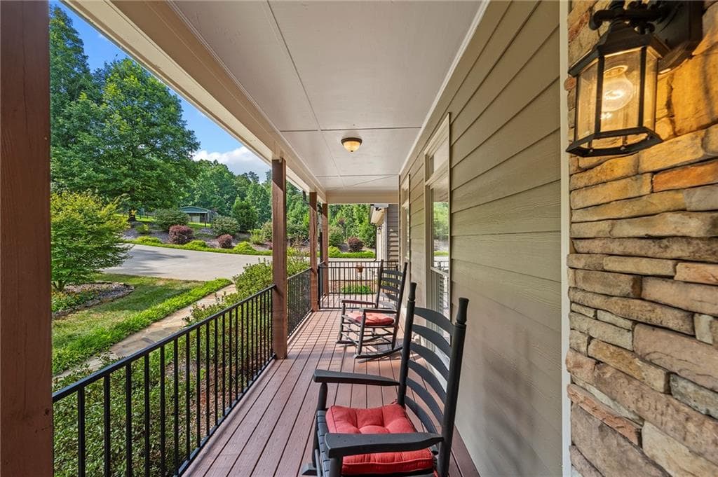3 bedroom, 3 bathroom, 3,905 sq ft single family residence under contract at 575 Bessie Lane, Jasper, GA 30143 — photo 7