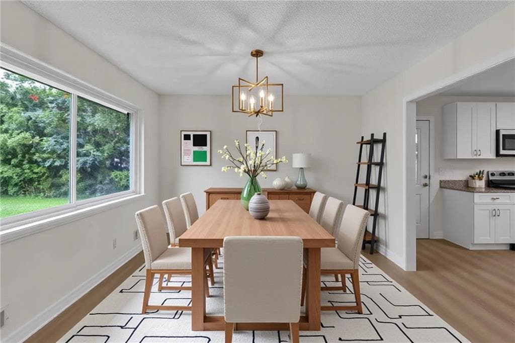 4 bedroom, 2 bathroom, 1,804 sq ft single family residence under contract at 170 Peachtree Court, Riverdale, GA 30274 — photo 5