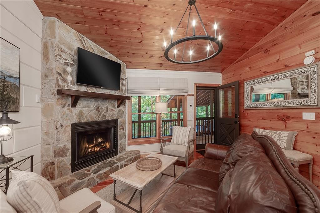 3 bedroom, 2 bathroom, 1,444 sq ft single family residence for sale at 78 Tomahawk Trail, Blue Ridge, GA 30513 — photo 10