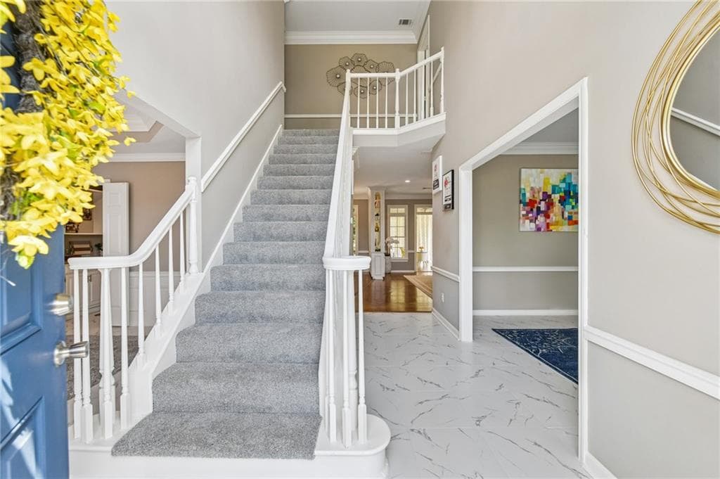 5 bedroom, 3 bathroom, 3,070 sq ft single family residence for sale at 6844 Wynbrooke Cove, Stone Mountain, GA 30087 — photo 4