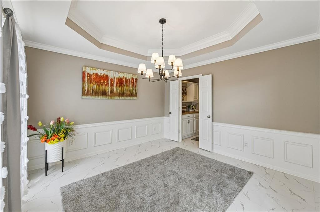 5 bedroom, 3 bathroom, 3,070 sq ft single family residence for sale at 6844 Wynbrooke Cove, Stone Mountain, GA 30087 — photo 6