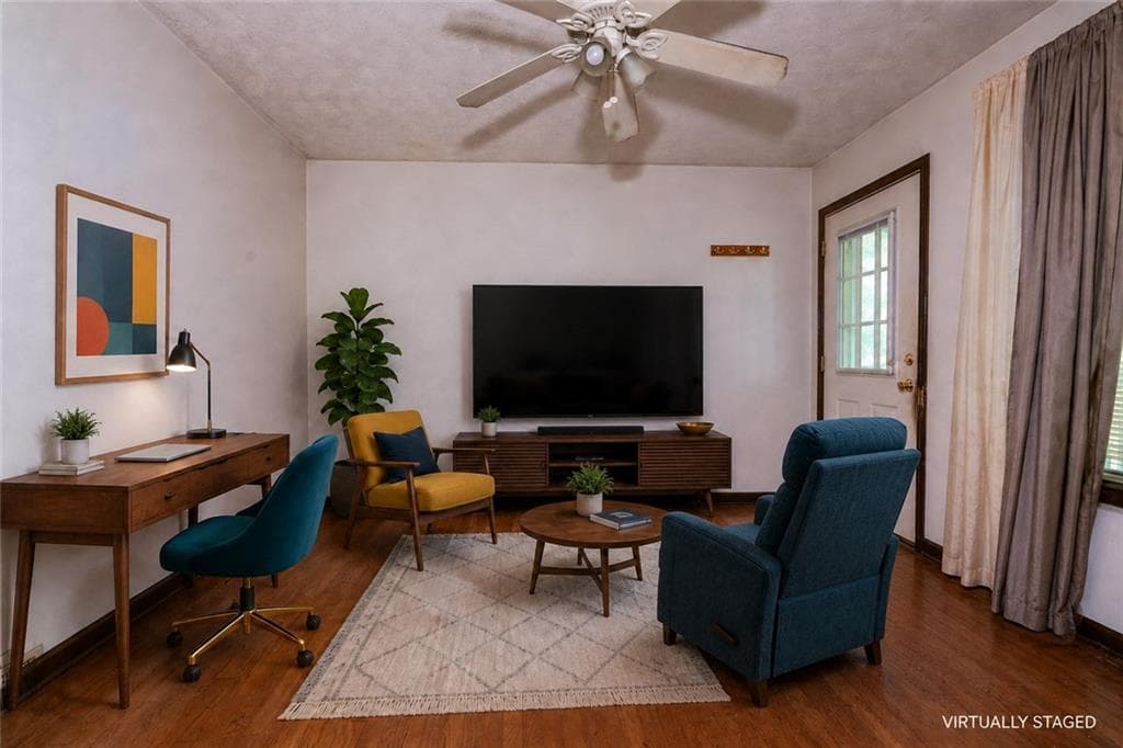 4 bedroom, 3 bathroom, 2,500 sq ft single family residence for sale at 1100 Pine Grove Pointe Drive, Roswell, GA 30075 — photo 9