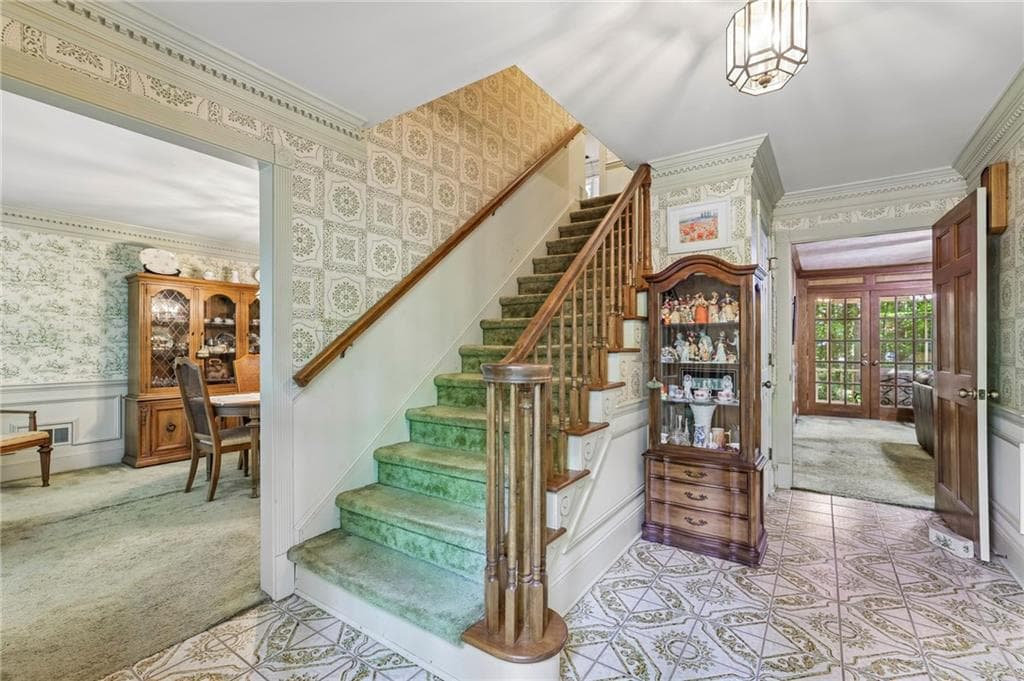 4 bedroom, 3 bathroom, 3,264 sq ft single family residence for sale at 6051 Millstone Run, Stone Mountain, GA 30087 — photo 5