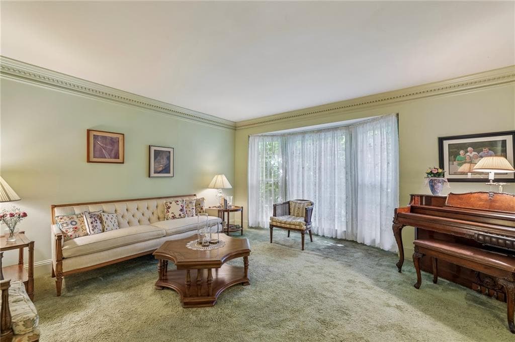 4 bedroom, 3 bathroom, 3,264 sq ft single family residence for sale at 6051 Millstone Run, Stone Mountain, GA 30087 — photo 7