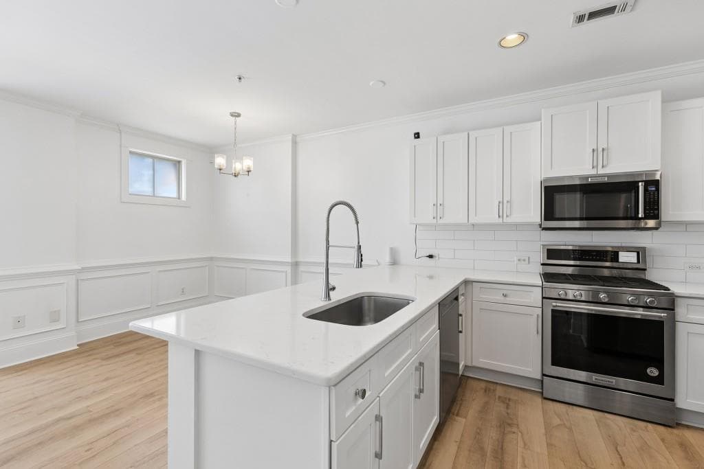 1 bedroom, 1 bathroom, 716 sq ft condominium for sale at 625 Piedmont Avenue 107, Atlanta, GA 30308 — photo 8