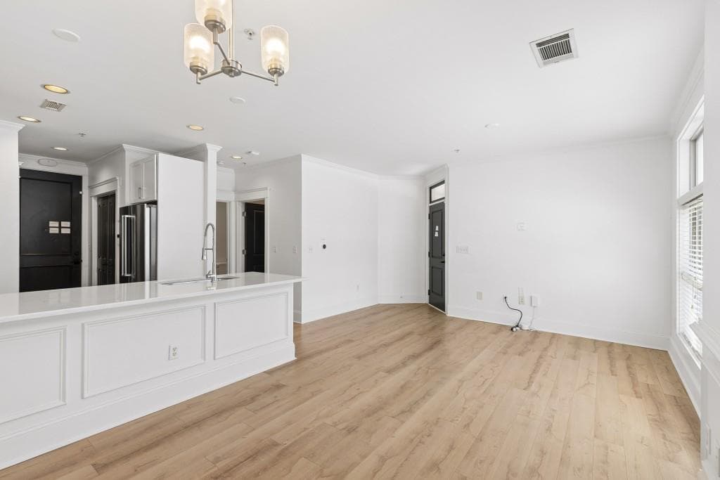 1 bedroom, 1 bathroom, 716 sq ft condominium for sale at 625 Piedmont Avenue 107, Atlanta, GA 30308 — photo 10