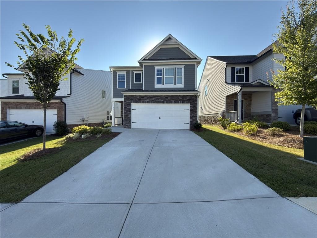4 bedroom, 3 bathroom, 2,282 sq ft single family residence for sale at 24 Berry Drive, Dawsonville, GA 30534 — photo 2