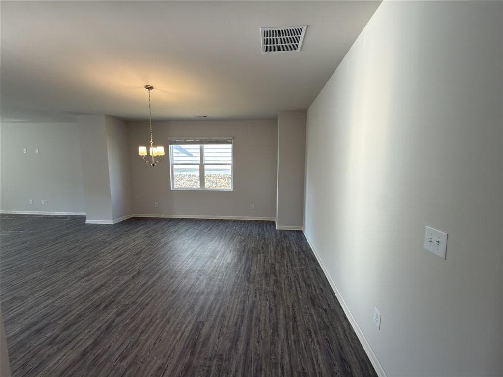 4 bedroom, 3 bathroom, 2,282 sq ft single family residence for sale at 24 Berry Drive, Dawsonville, GA 30534 — photo 6