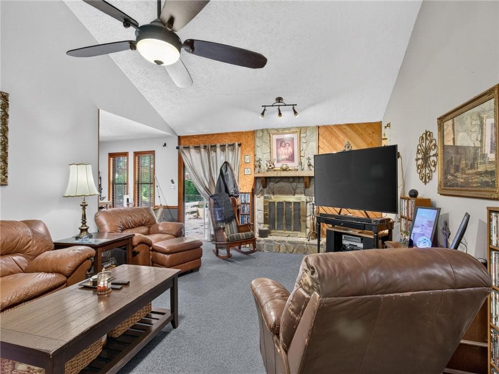 4 bedroom, 3 bathroom, 1,664 sq ft single family residence under contract at 5215 Ferry Creek Lane, Acworth, GA 30102 — photo 9
