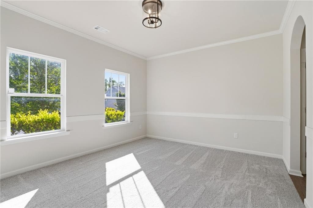 5 bedroom, 3 bathroom, 2,822 sq ft single family residence for sale at 6135 Banyan Trail, Cumming, GA 30028 — photo 4