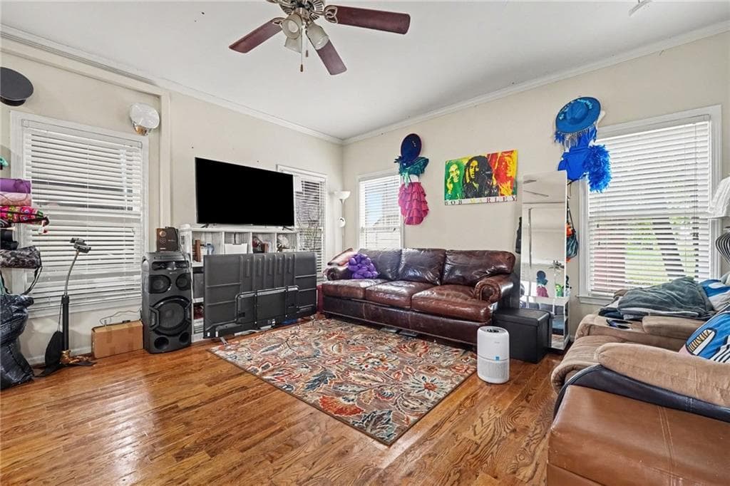 3 bedroom, 3 bathroom, 1,639 sq ft single family residence for sale at 594 Parsons Street, Atlanta, GA 30314 — photo 6