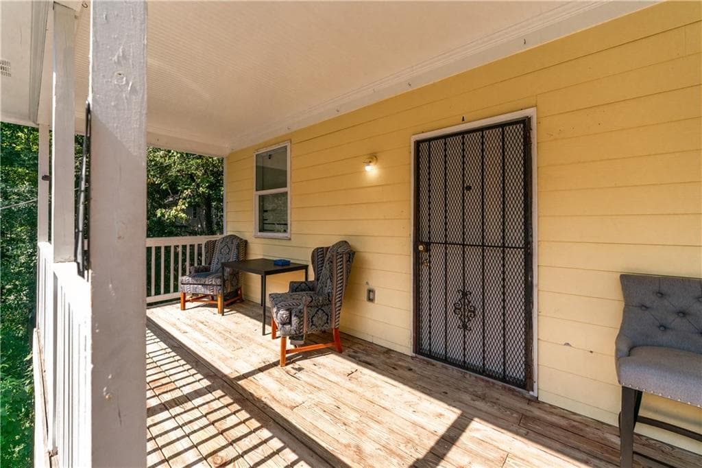 duplex for sale at 1964 Jones Avenue, Atlanta, GA 30318 — photo 2