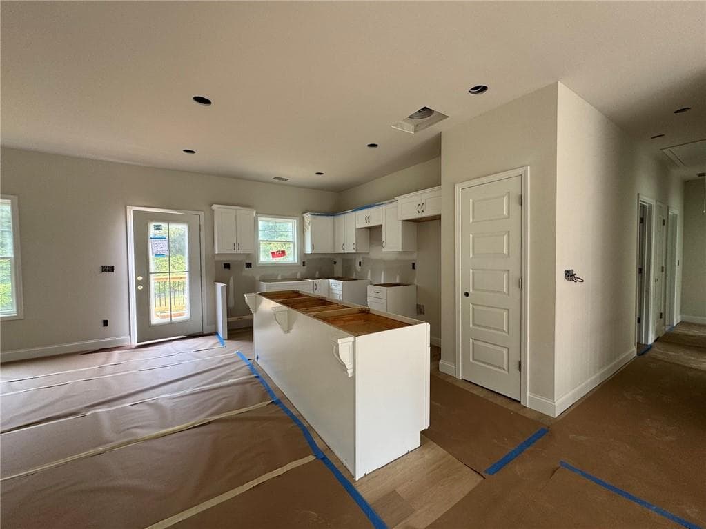 4 bedroom, 3 bathroom, 1,967 sq ft single family residence for sale at 326 Dylan Way, Mcdonough, GA 30252 — photo 3