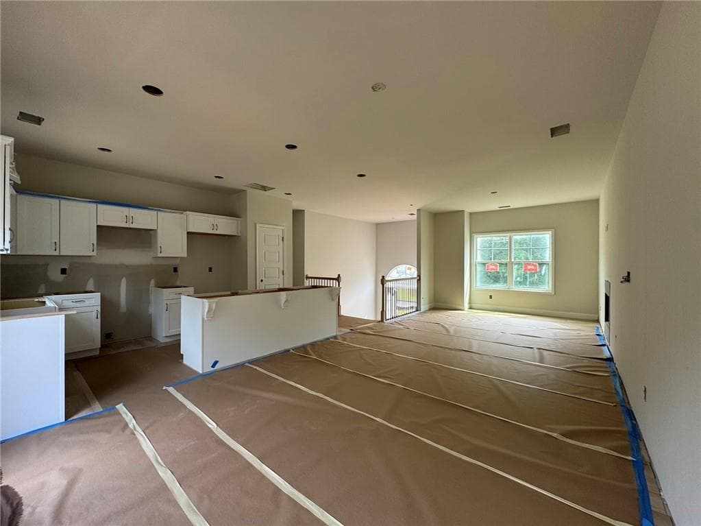 4 bedroom, 3 bathroom, 1,967 sq ft single family residence for sale at 326 Dylan Way, Mcdonough, GA 30252 — photo 6