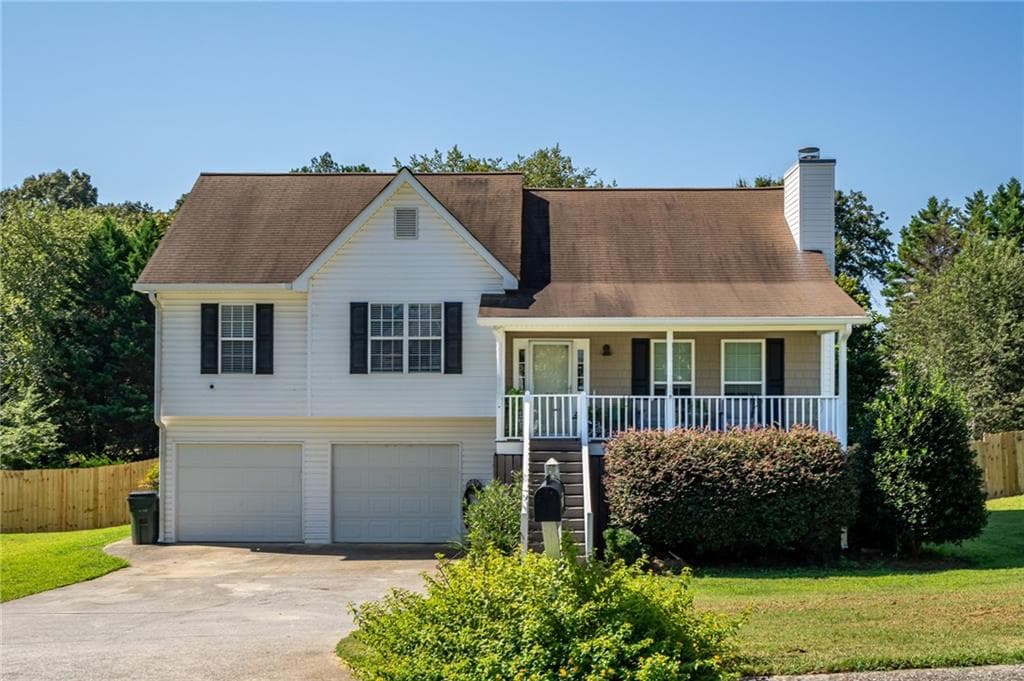 3 bedroom, 2 bathroom, 2,557 sq ft single family residence for sale at 731 Calloway Drive, Rockmart, GA 30153