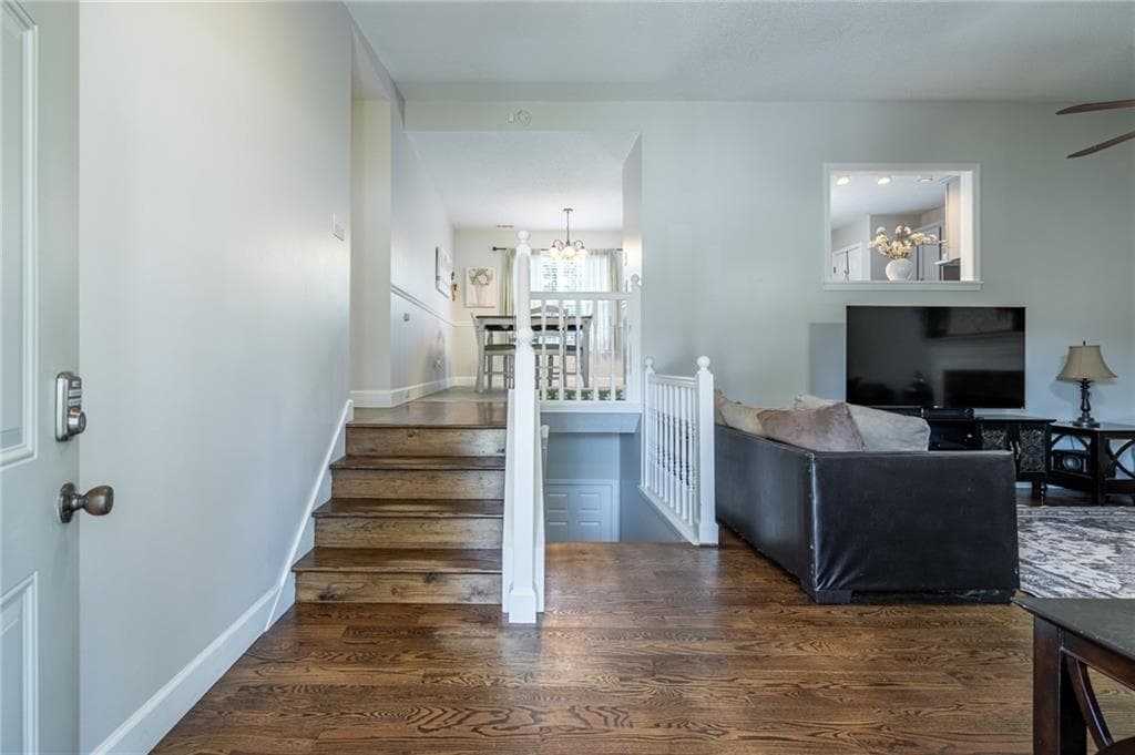 3 bedroom, 2 bathroom, 2,557 sq ft single family residence for sale at 731 Calloway Drive, Rockmart, GA 30153 — photo 6